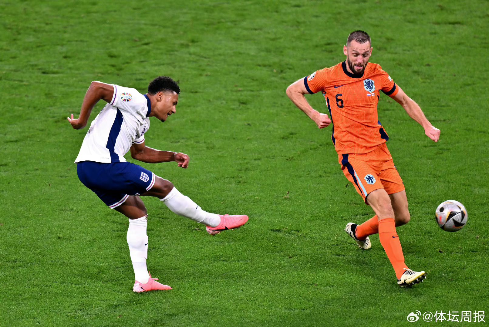 英格兰队逆转奥地利队，马龙带队取胜