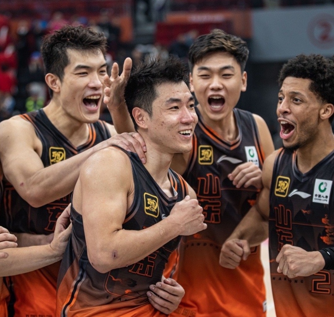 国王横扫深圳队，高诗岩点燃赛场