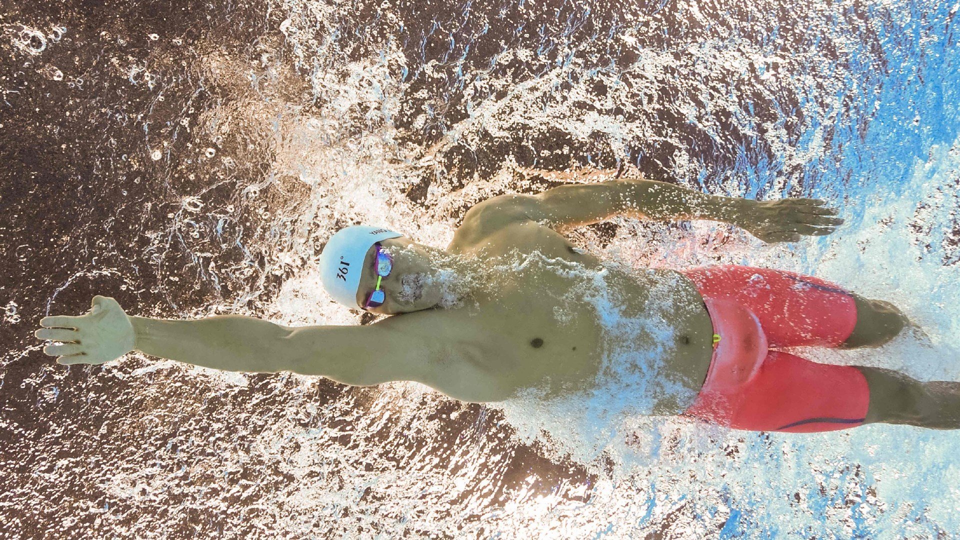 重价之宝与荒野王师，恩佐印证亿万身价，安哥拉踏平红魔神话